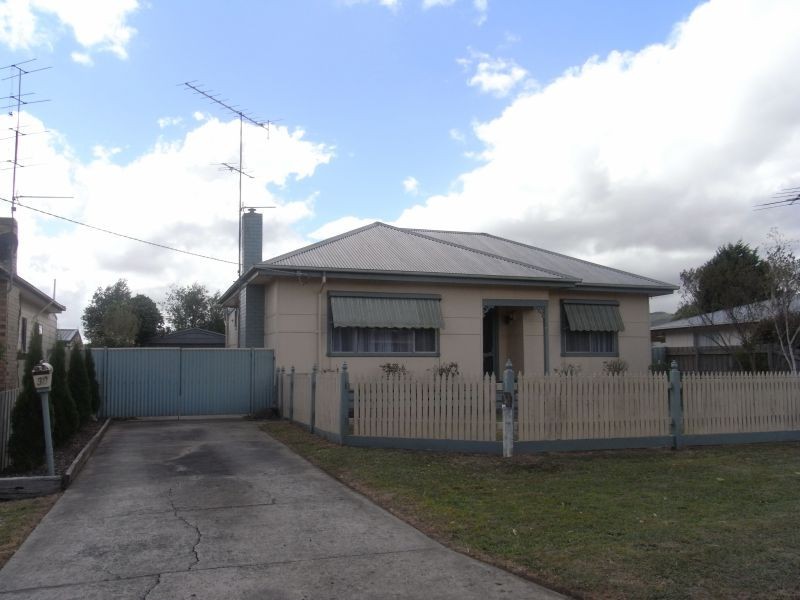 30 Chapmans Road, Trafalgar VIC 3824