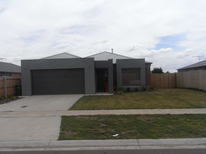 19 Redgum Avenue, Trafalgar VIC 3824