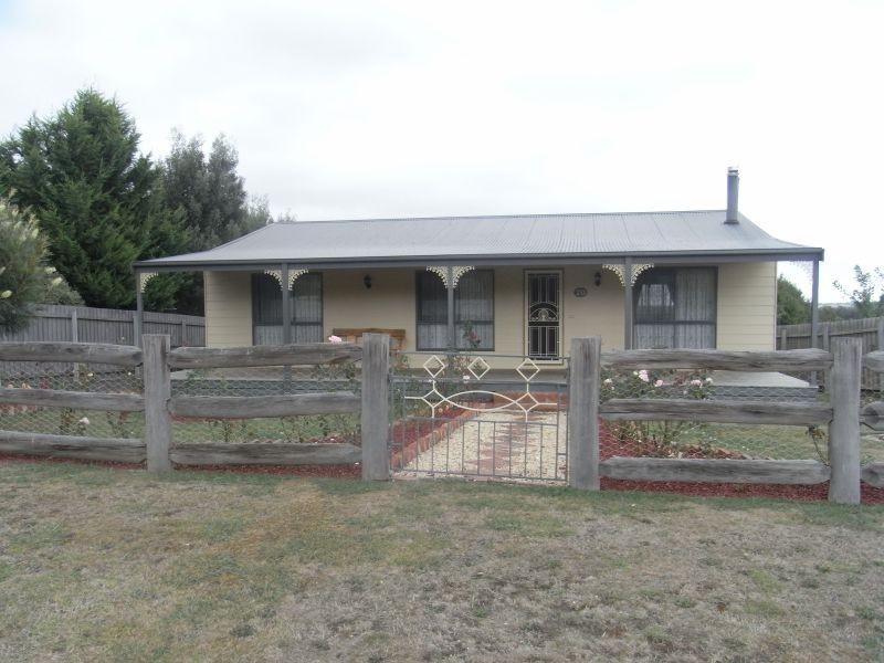 20 Tooronga Road, Willow Grove VIC 3825