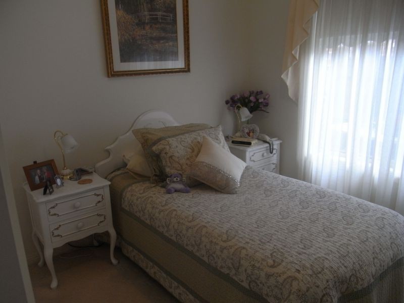 11 Vincent Blvd, Trafalgar VIC 3824