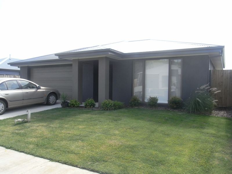 21 Redgum Avenue, Trafalgar VIC 3824