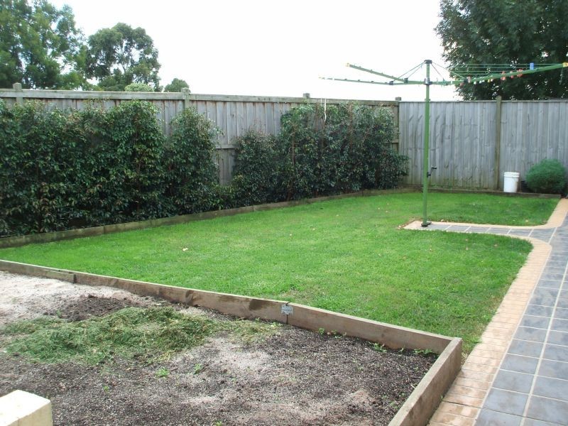 11 Rotheram Court, Trafalgar VIC 3824