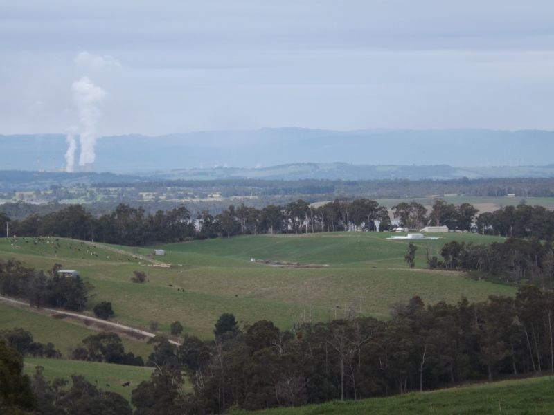 100 Paynters Road, Hill End VIC 3825