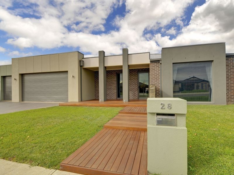 28 Davey Drive, Trafalgar VIC 3824