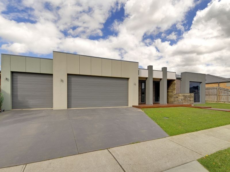28 Davey Drive, Trafalgar VIC 3824