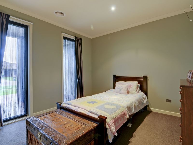 28 Davey Drive, Trafalgar VIC 3824