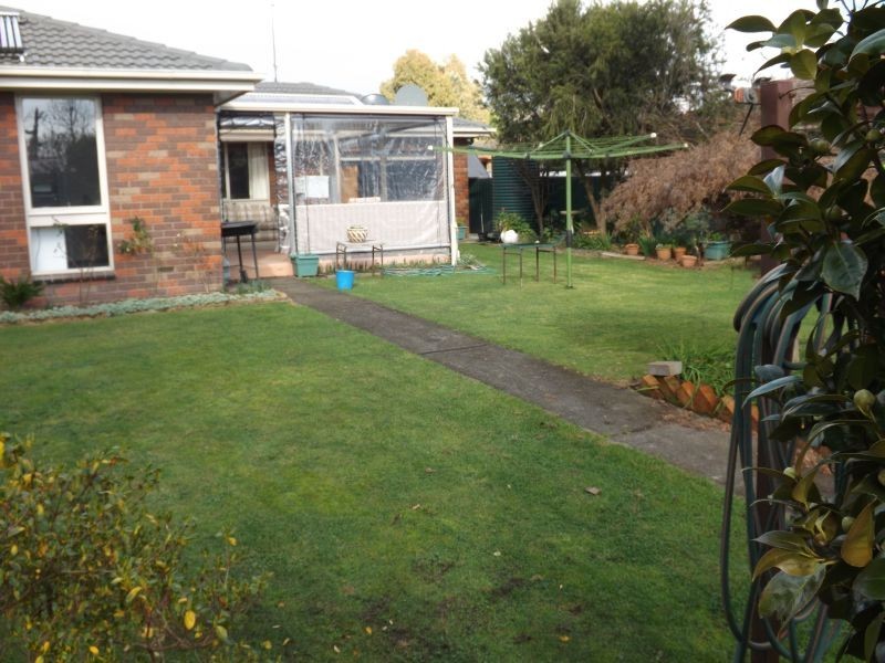 6 Lois Court, Trafalgar VIC 3824