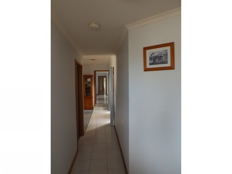 83 School Road, Trafalgar VIC 3824