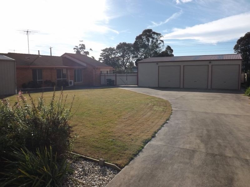 83 School Road, Trafalgar VIC 3824