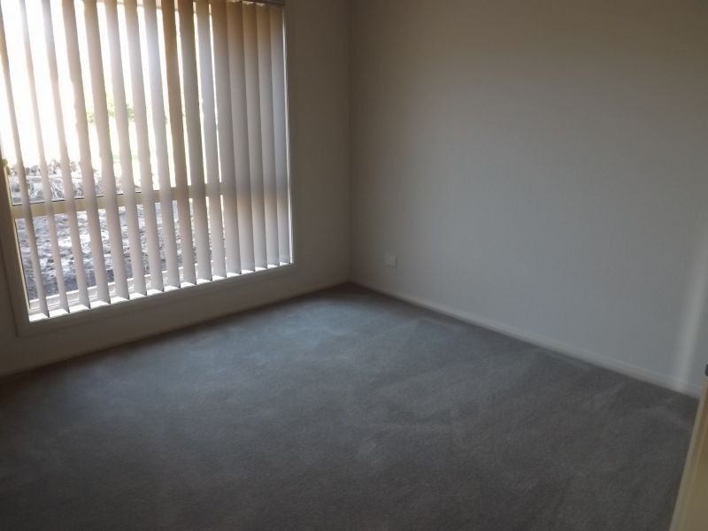 13 Fernlea Close, Trafalgar VIC 3824