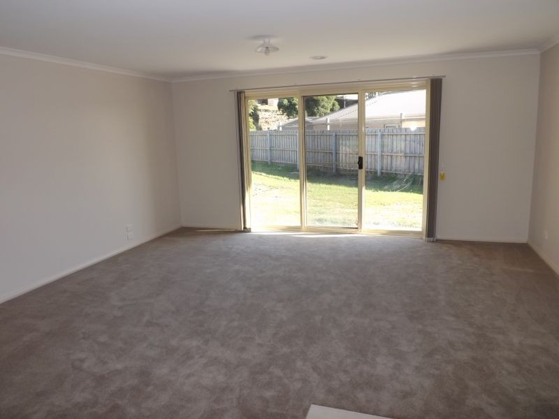 13 Fernlea Close, Trafalgar VIC 3824