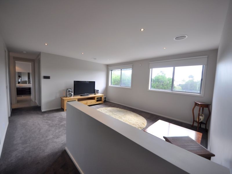 7 Davey Drive, Trafalgar VIC 3824