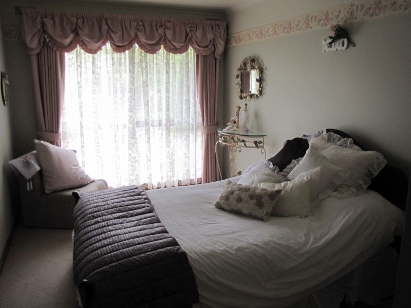 5 Avon Court, Newborough VIC 3825