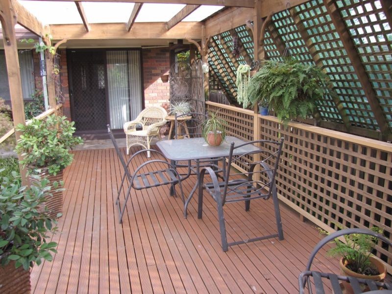 5 Avon Court, Newborough VIC 3825