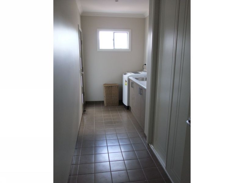 24 Nelson Road, Trafalgar VIC 3824