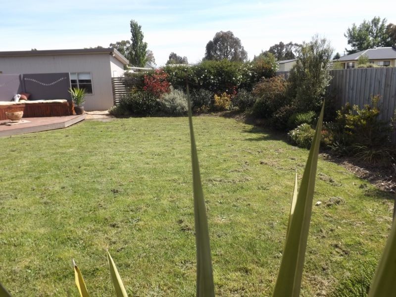24 Nelson Road, Trafalgar VIC 3824