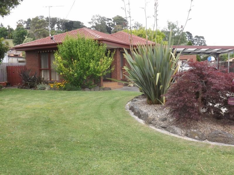 35 Edward Cres, Trafalgar VIC 3824