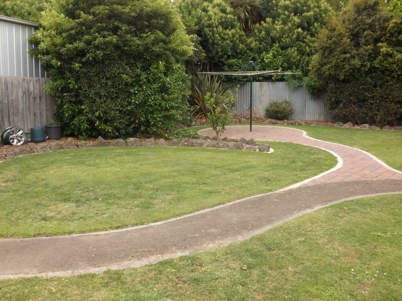 35 Edward Cres, Trafalgar VIC 3824