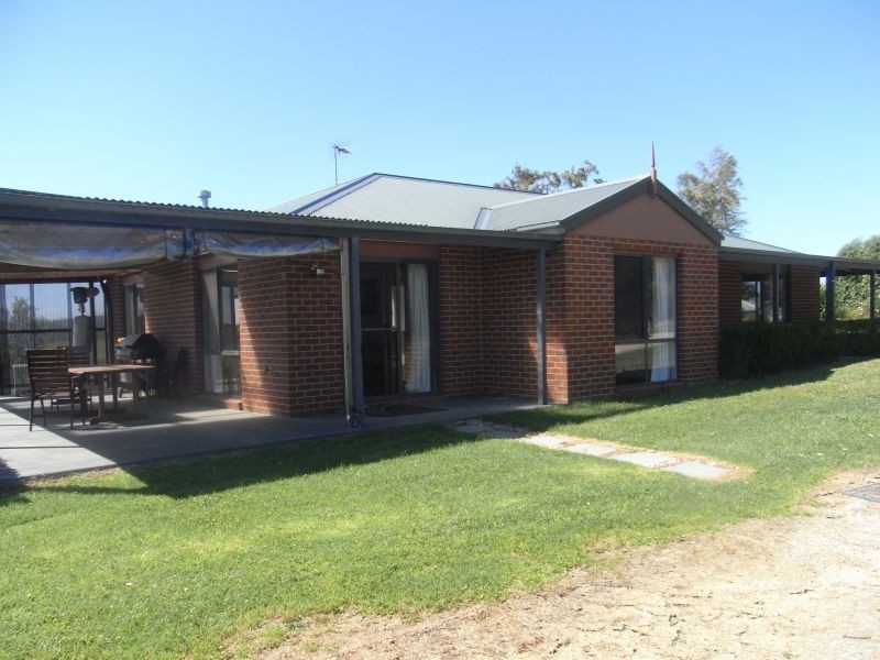 1016 Willow Grove Road, Willow Grove VIC 3825