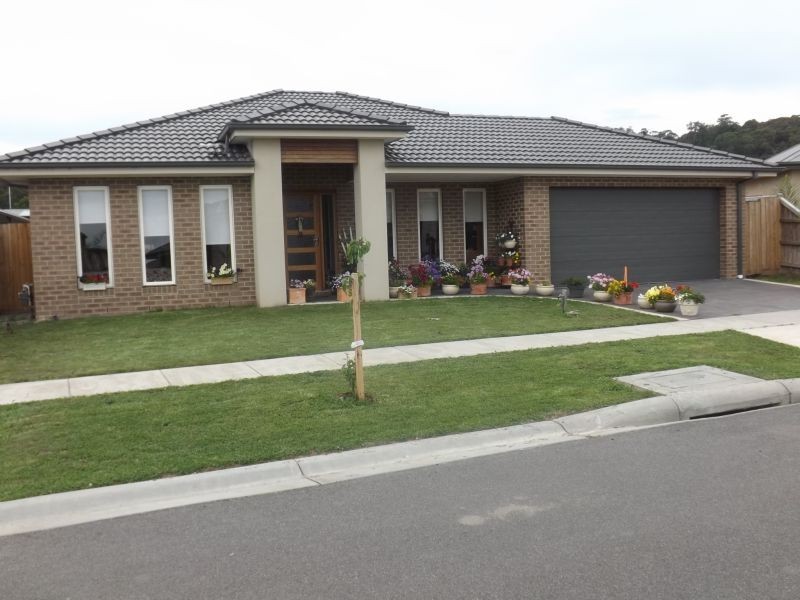 14 Villeneuve Drive, Trafalgar VIC 3824