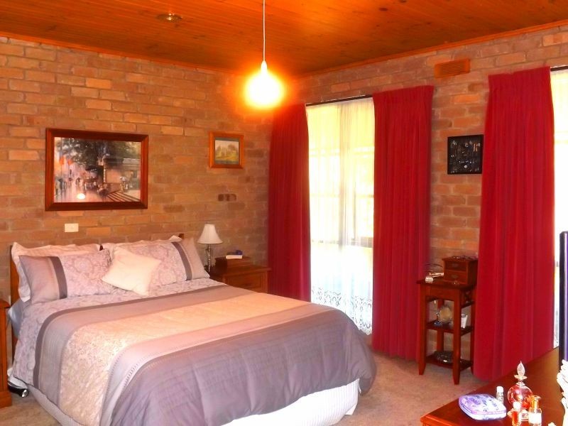 50 Summerlea Street, Trafalgar VIC 3824