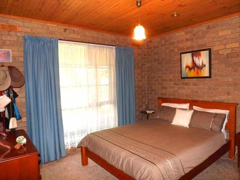 50 Summerlea Street, Trafalgar VIC 3824