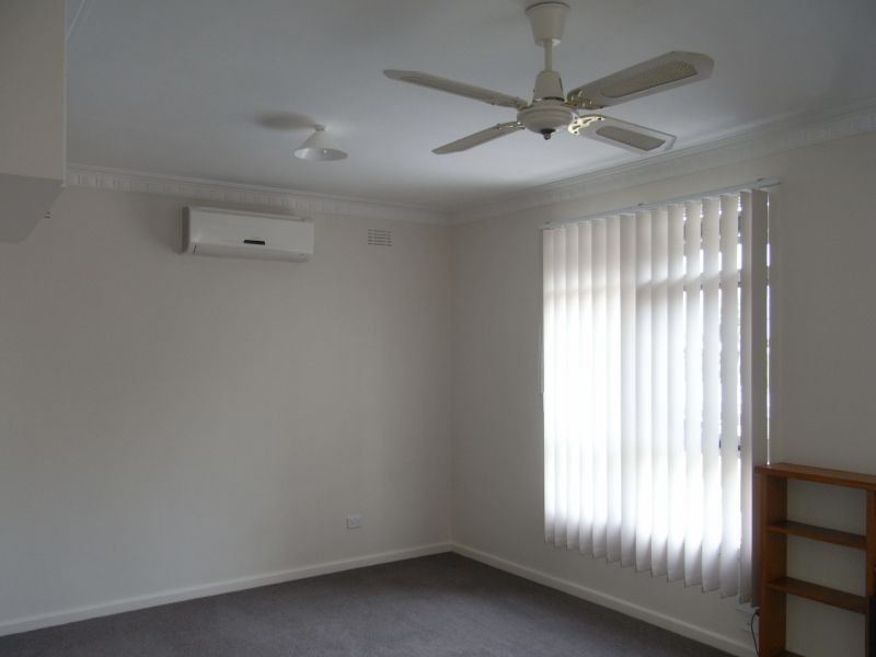 11 Eastleigh Crt, Newborough VIC 3825