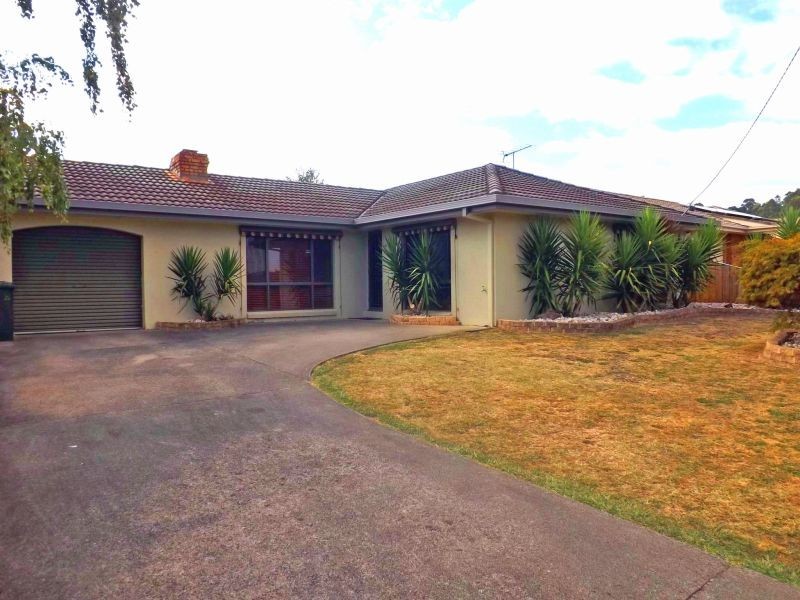 6 Edward Crescent, Trafalgar VIC 3824