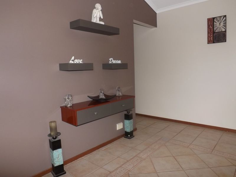 6 Edward Crescent, Trafalgar VIC 3824