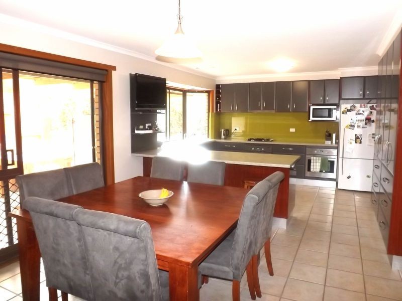 6 Edward Crescent, Trafalgar VIC 3824