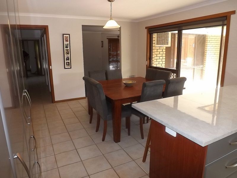 6 Edward Crescent, Trafalgar VIC 3824