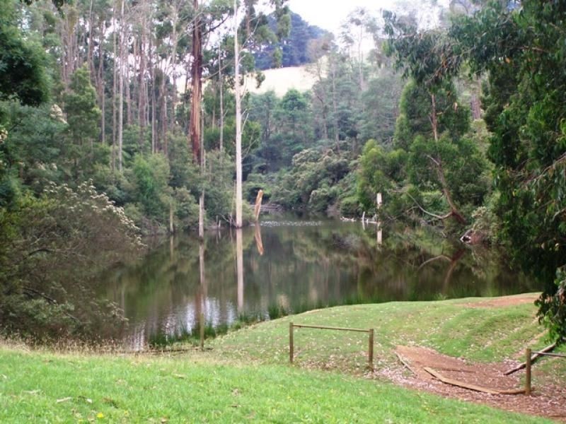 18 Vincent Road, Childers VIC 3824