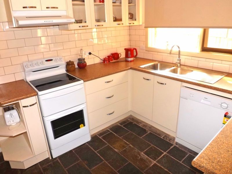 8 Burnett Street, Yarragon VIC 3823