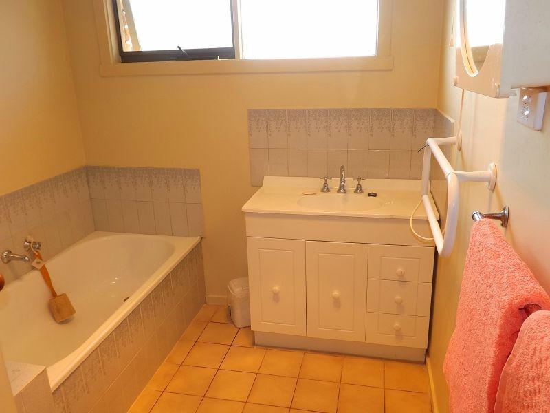 8 Burnett Street, Yarragon VIC 3823