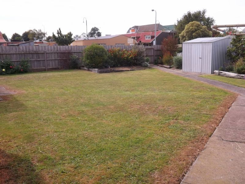 8 Burnett Street, Yarragon VIC 3823