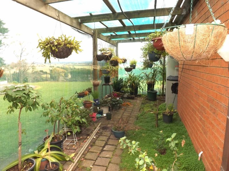 13 Cemetery Road, Trafalgar East VIC 3824