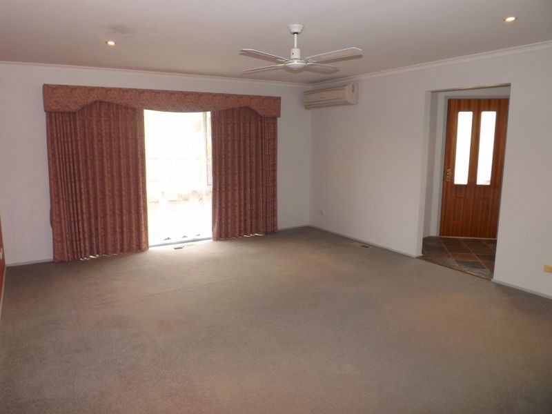 53 Tooronga Road, Willow Grove VIC 3825