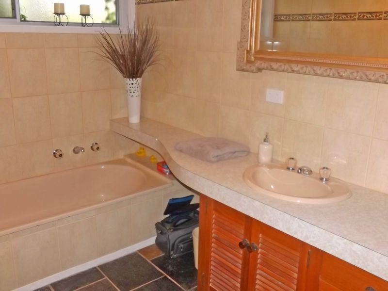 2 Rogers Road, Trafalgar VIC 3824