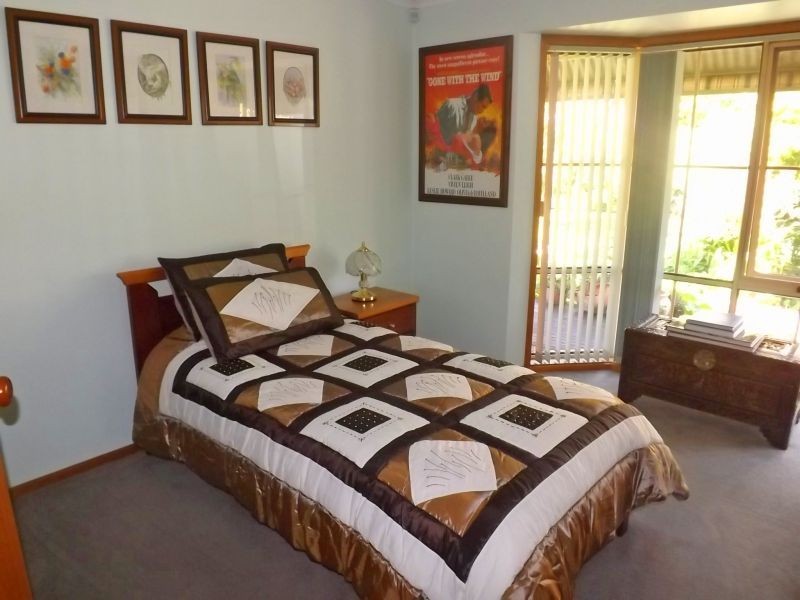 588 Russell Creek Road, Hill End VIC 3825