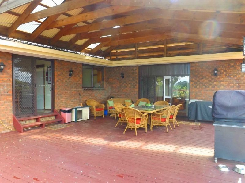 33 Walnut Road, Trafalgar South VIC 3824