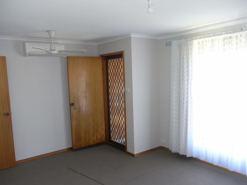 1/29 Railway Crescent, Moe VIC 3825