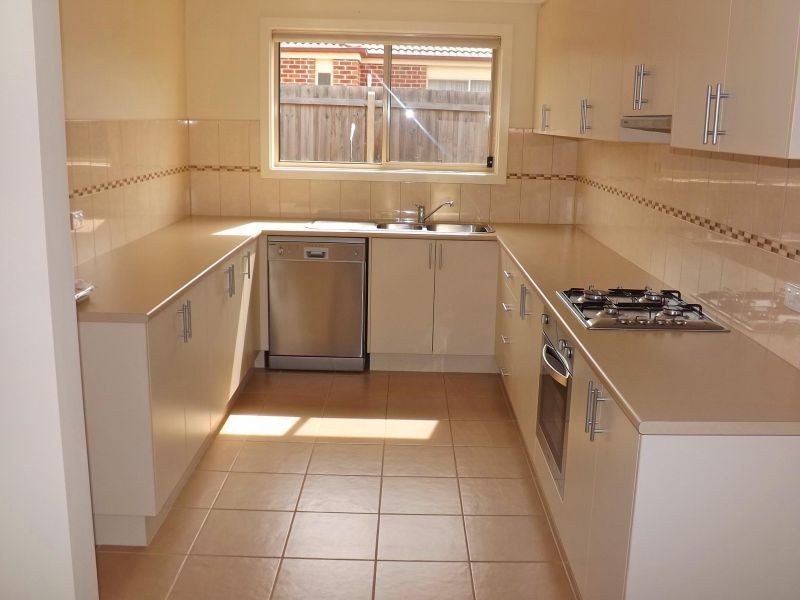 29 Vincent Boulevard, Trafalgar VIC 3824