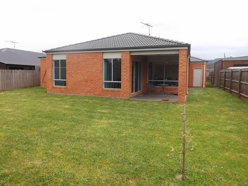 3 Poplar Close, Trafalgar VIC 3824