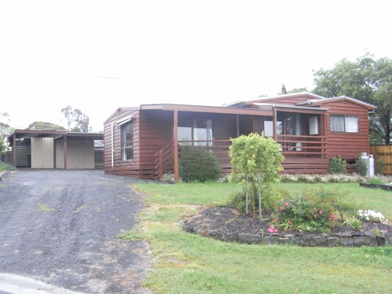 37 Tooronga Road, Willow Grove VIC 3825