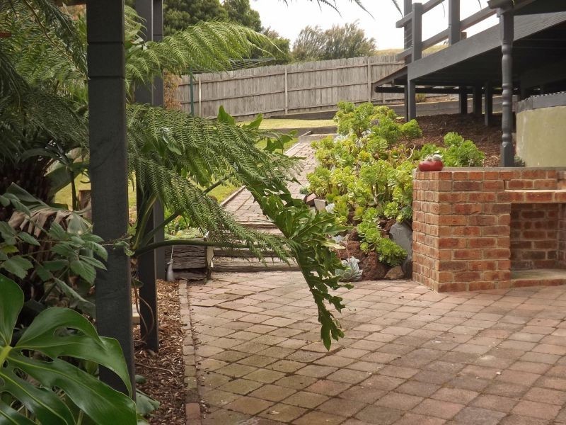24 Moir Road, Trafalgar East VIC 3824