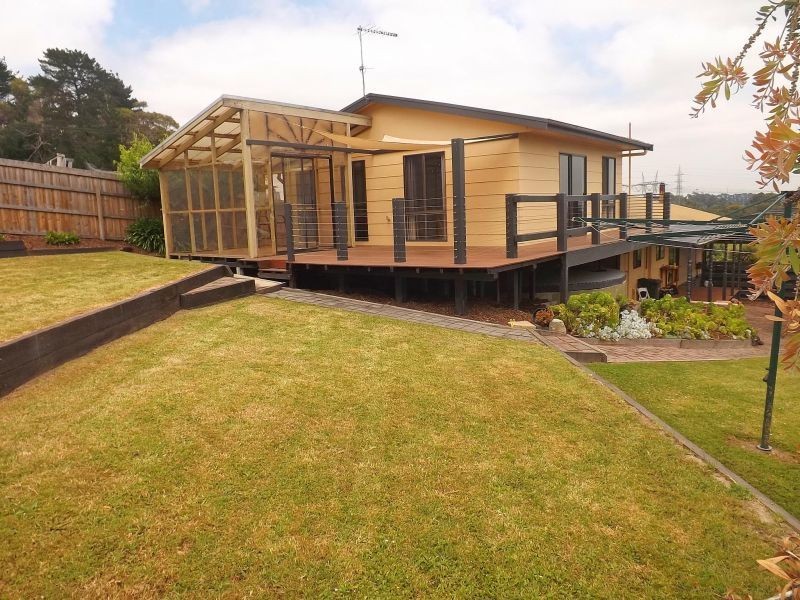 24 Moir Road, Trafalgar East VIC 3824