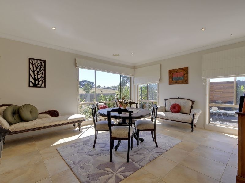 102 Stoddarts Road, Warragul VIC 3820