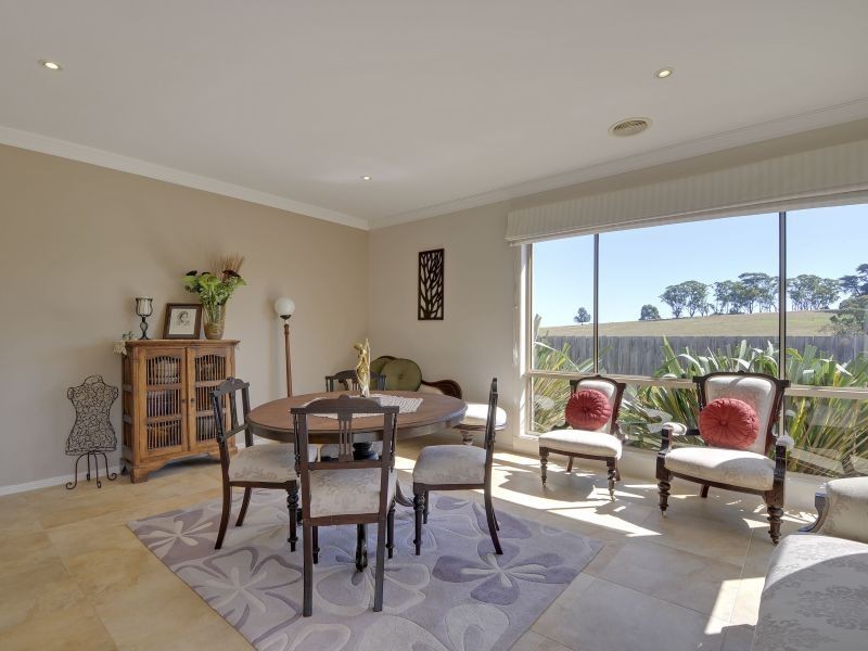 102 Stoddarts Road, Warragul VIC 3820