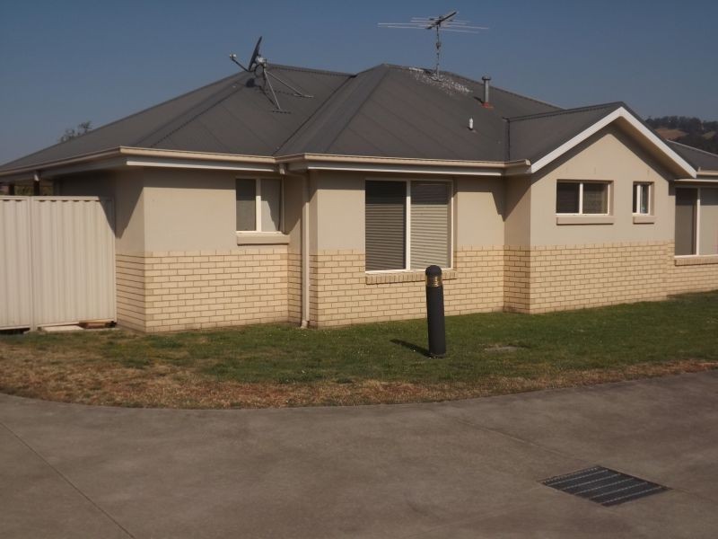 7/10-12 Ferguson Place, Trafalgar VIC 3824