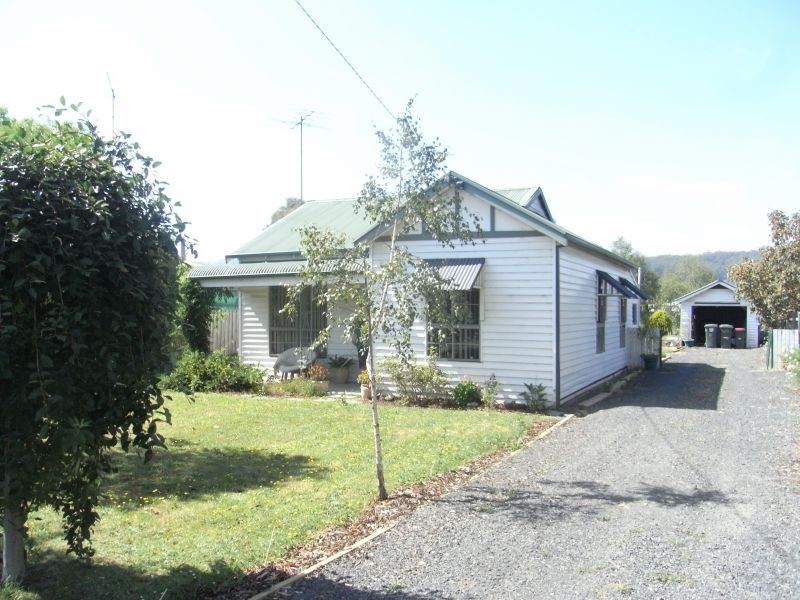 13 Princes Highway, Trafalgar VIC 3824